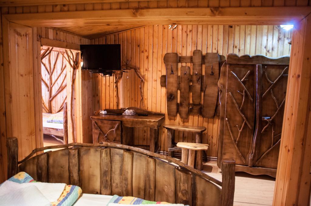 Pensiunea Sarmis Sarmizegetusa Habitación foto
